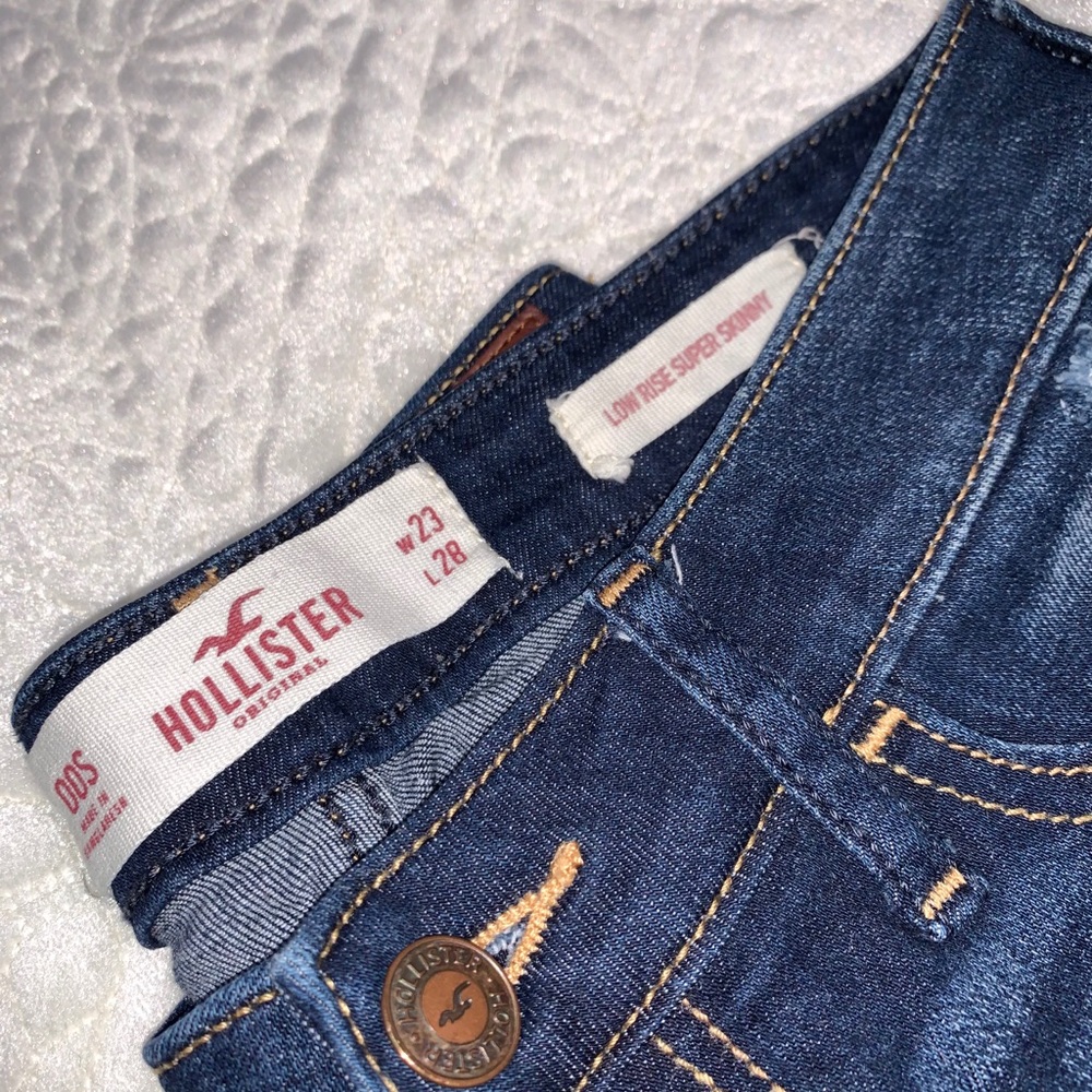 Jeans - Picture 2 of 2